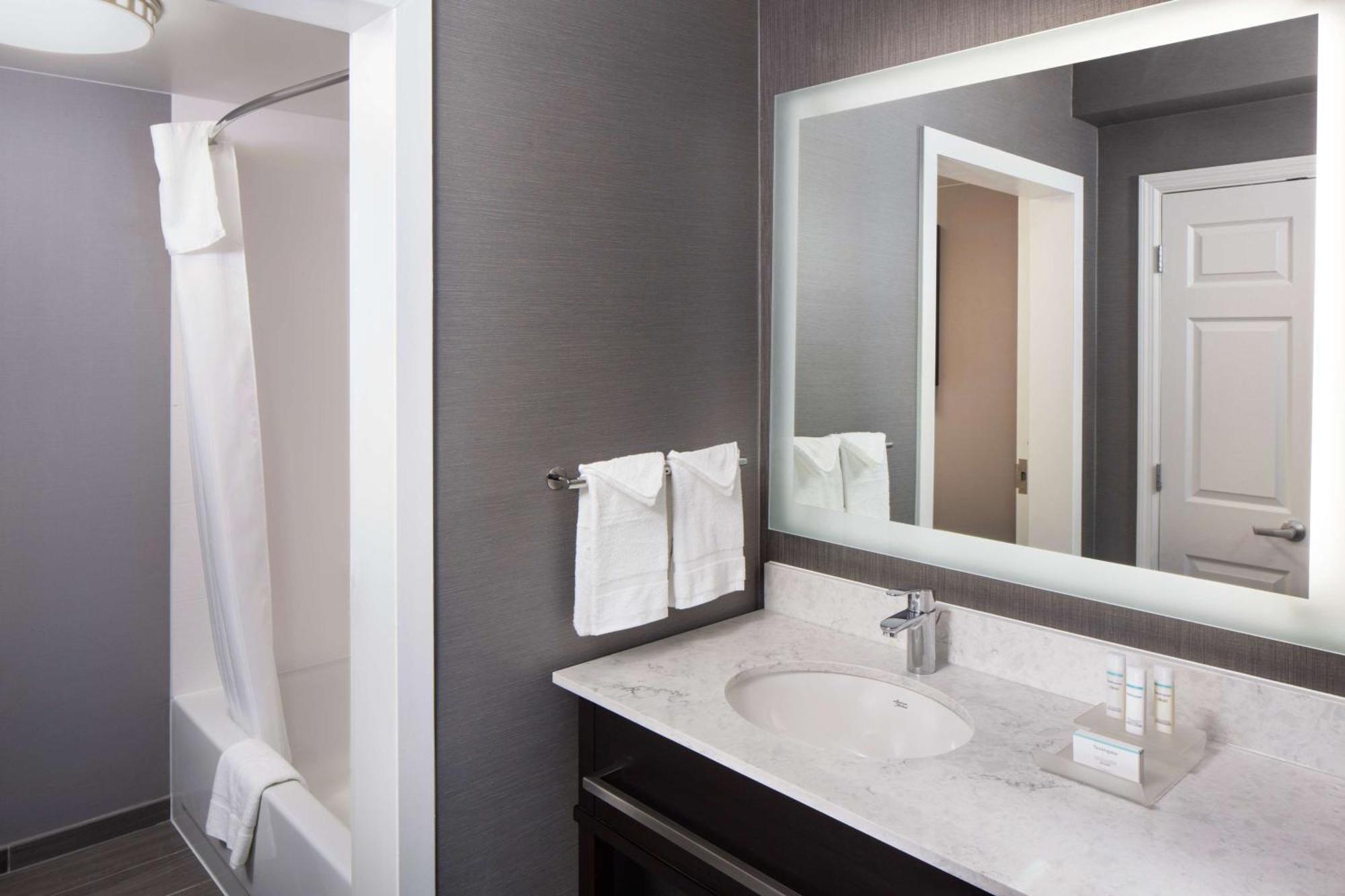 Homewood Suites By Hilton Atlanta Lenox Buckhead Exterior foto